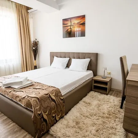 Summerland Sea-view Luxury *