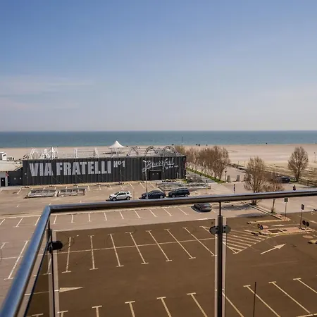 Summerland Sea-view Luxury * Mamaia