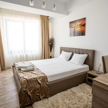 Summerland Sea-view Luxury Daire *