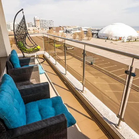 Summerland Sea-view Luxury Appartamento