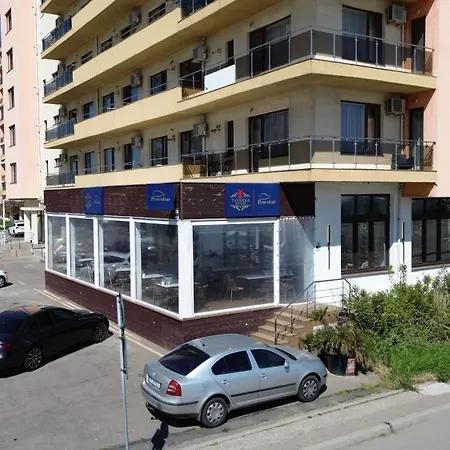 Summerland Sea-view Luxury Daire Mamaia